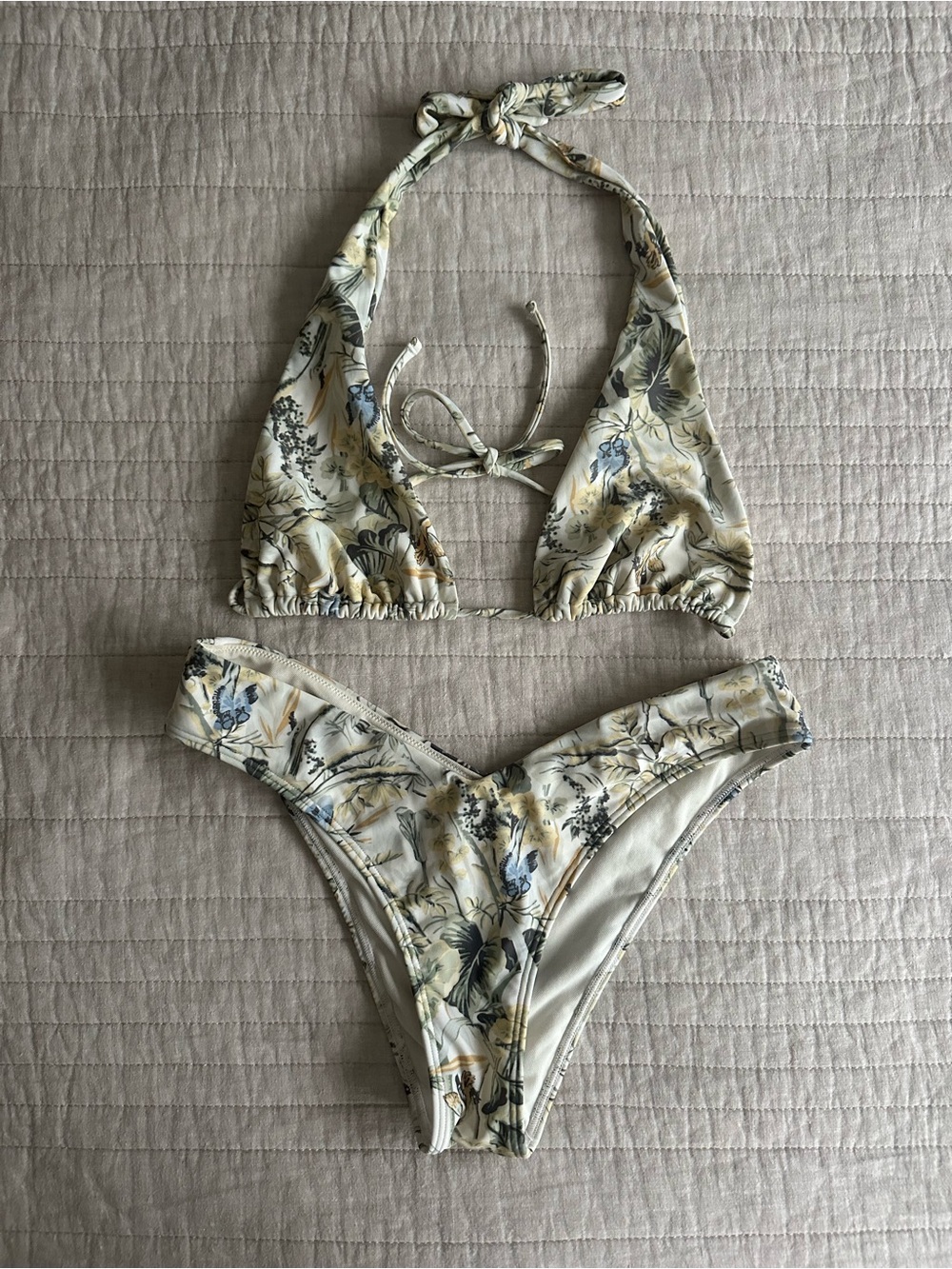 Abercrombie & Fitch Cream Floral Bikini